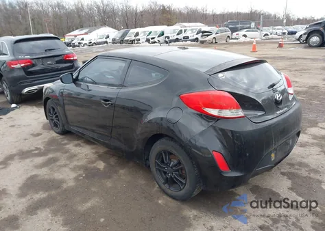 2012 Hyundai Veloster Base W/Black z USA, uszkodzony, nr VIN KMHTC6AD5CU071809